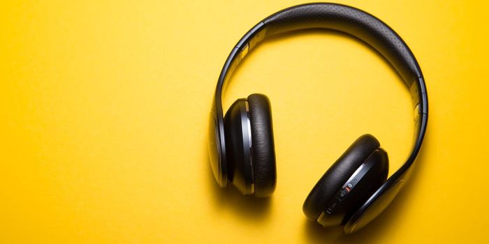 Listening to Music Reduces Risk for Repeat Heart Attack