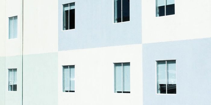 Smart windows change color to reflect external humidity