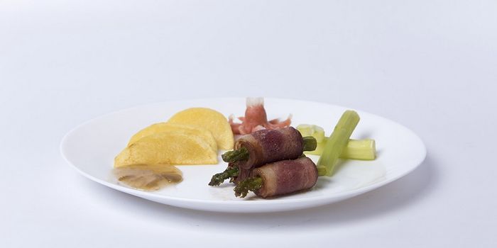 Caloric Restriction Changes Gene Expression, Reduces Inflammation