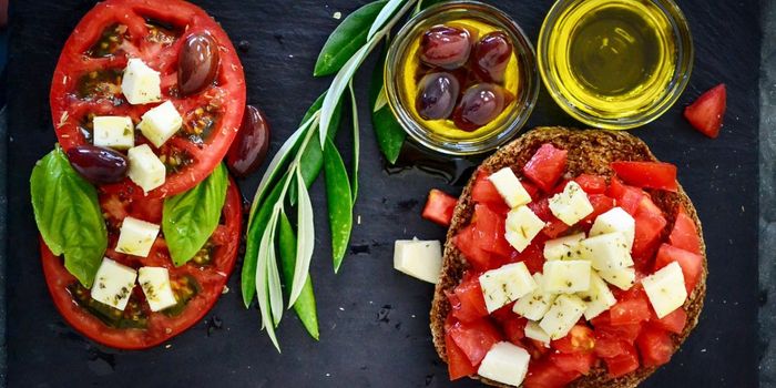 Mediterranean Diet Relieves IBS Symptoms in Pilot Study