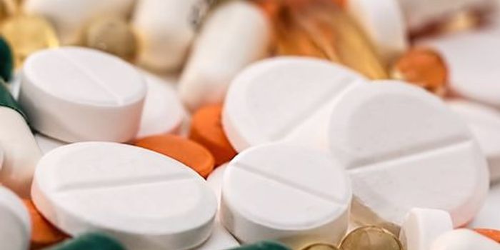 How Aspirin Strengthens a Cancer Drug