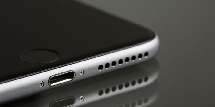 Teens More Sensitive to Social Media 'Likes' than Adults