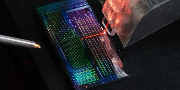 Tiny Chip Could Scale Quantum Computers