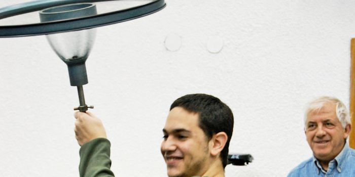 Quiz scores go up when students feel physics