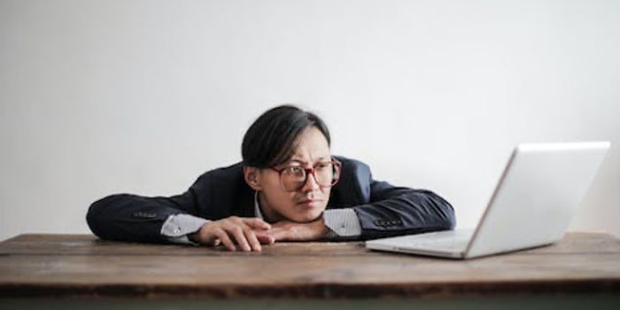 Sleep Loss Affects Work Performance and Physical Health