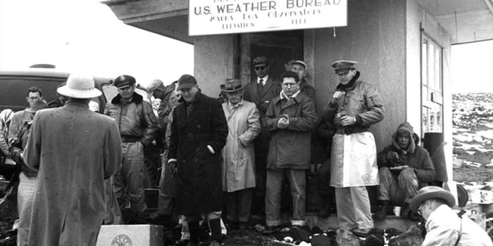 Brief History of the Iconic CO2 Keeling Curve