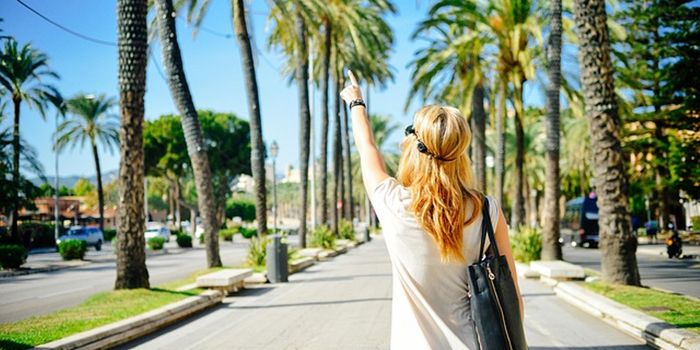 Longer Walks May Cut Heart Risks by Two Thirds