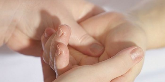 Is a Firm Grip a Sign of Brain Health?