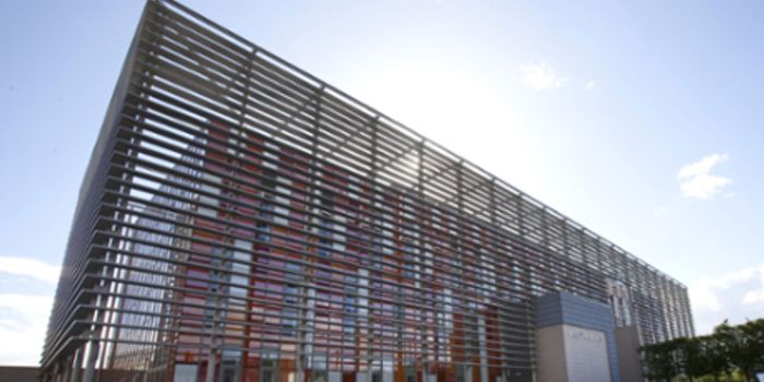 Cardiff University Brain Center Wins the Queen's Anniversary Prize