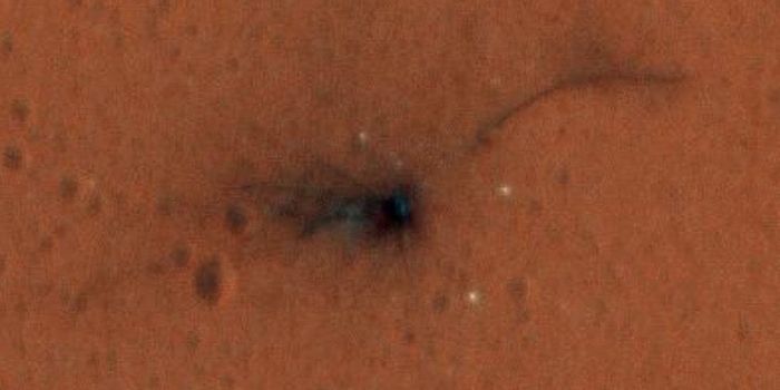 First Color Images of the Schiaparelli Crash Site on Mars' Surface