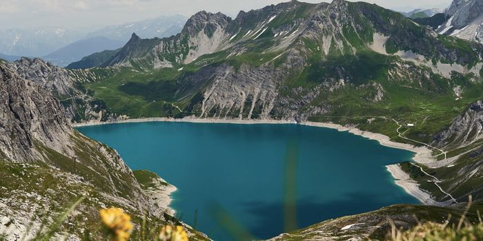 Seasonality has a Major Influence on Lake Surface Size