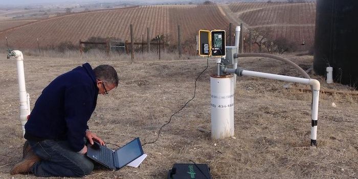 What can seismic waves tell us about groundwater levels?