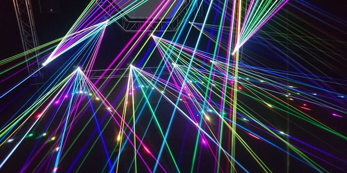 Nanolaser designed to function in brain tissue