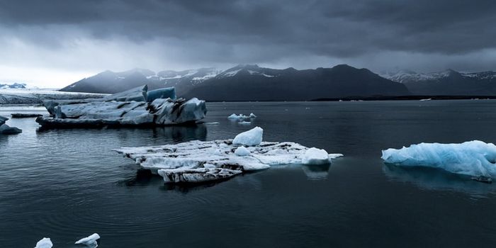 A Melting Glacier Destroys a Climate Archive