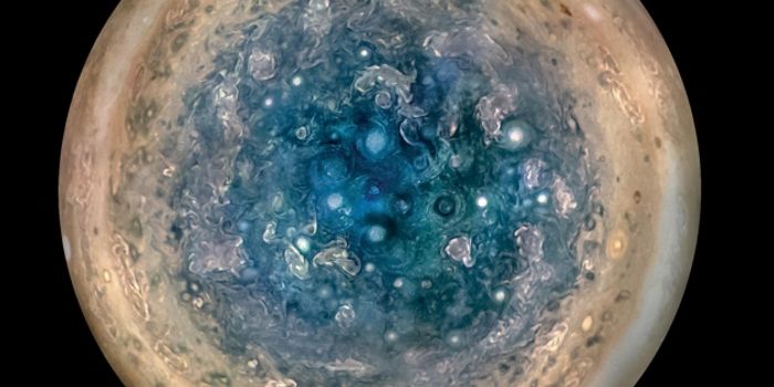 Juno Probe Finds That Jupiter's Storms Run Deep