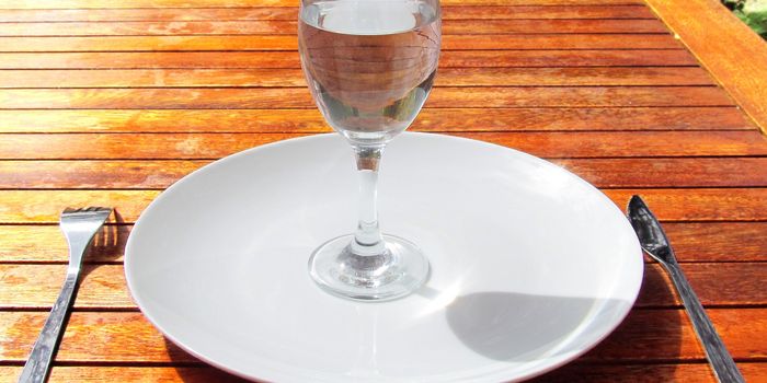 Fasting-Like Diet Alleviates Symptoms of Multiple Sclerosis