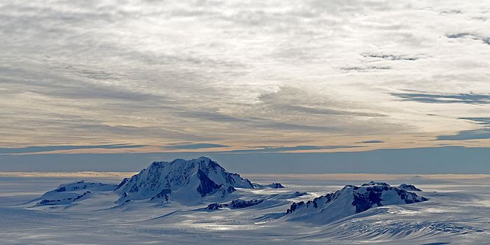Antarctica's got a mantle plume beneath its depths