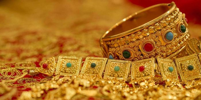 Scientists Discover Intergalactic Origins of Gold