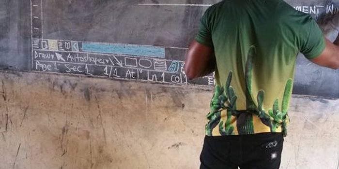 Teaching a Computer Class With Chalkboard Drawings: Ghanian Instructor Welcomes Help From International Community