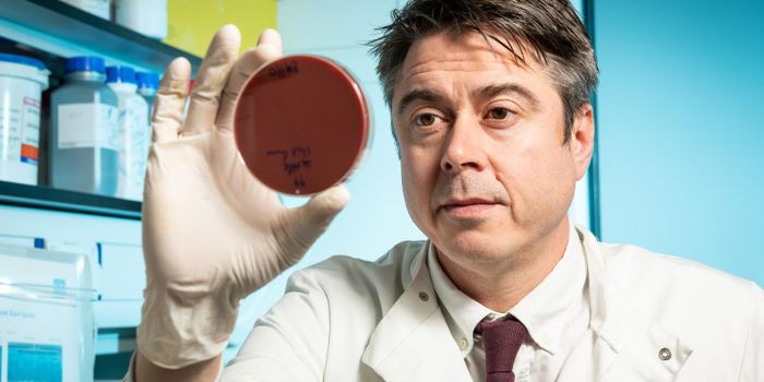 A Deadly Microbe Lurks on the Skin of Many People