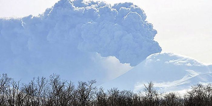 A volcano erupts in Russia after almost 250 of dormancy