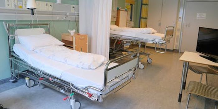 Hospital Curtains, Patients' Hands Harbor Drug-resistant Bacteria