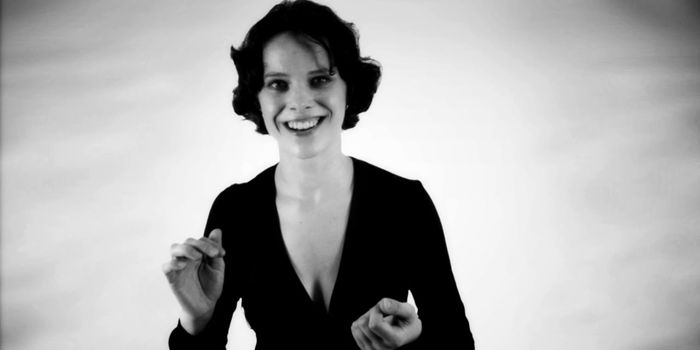 Here's a Woman That Can Sing Two Separate Tones At Once