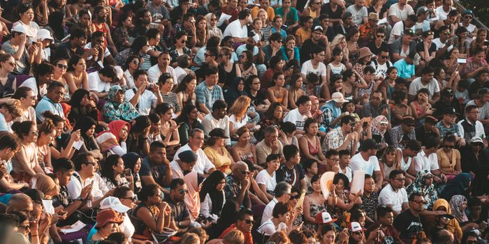 Device Scavenges Body Heat, Allows Crowds to Gather Safely