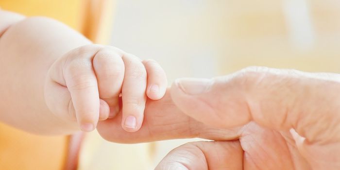 Mothers Transmit Microbes to Newborns, Regardless of Birth Mode