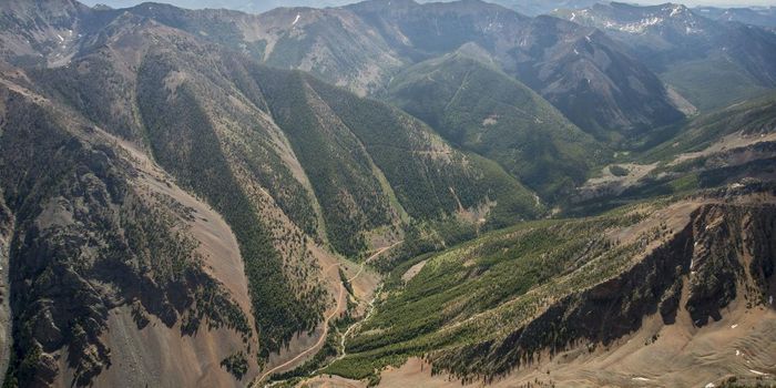 Court decision blocks mining in Yellowstone
