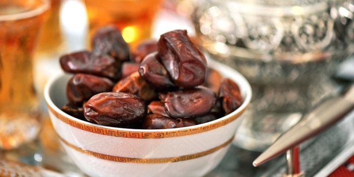 Team hunts genomes for site of first date