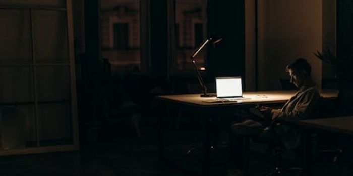 "Night Owls" Have Greater Risk of Artery Calcification