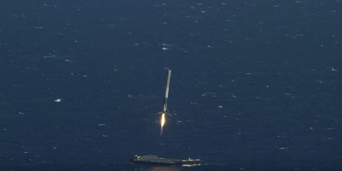 SpaceX Successfully Lands its Falcon 9 Rocket At Sea