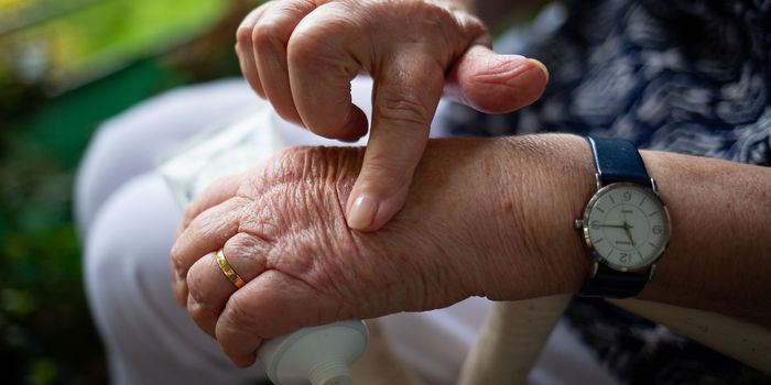 Identifying the relationship between hormonal change and autoimmune disease