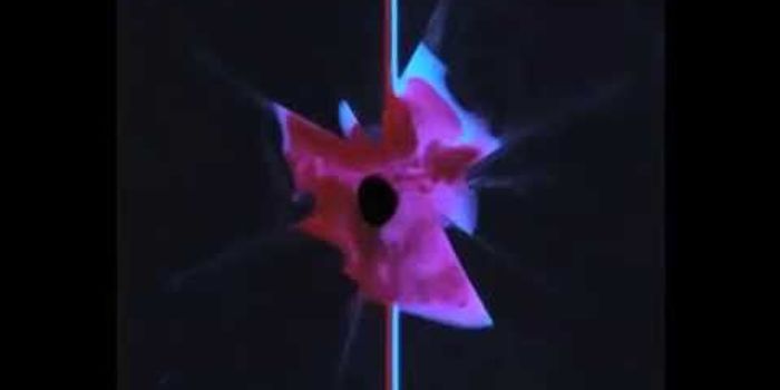 Self-healing plastic oozes fluids to mimic blood clots