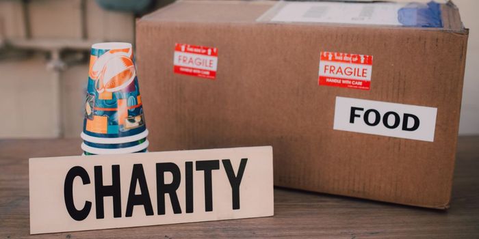 Selflessness Linked to Resilience in Tough Times