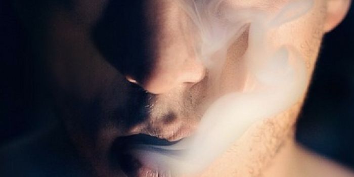 A New Electronic Cigarette Faces Opposition