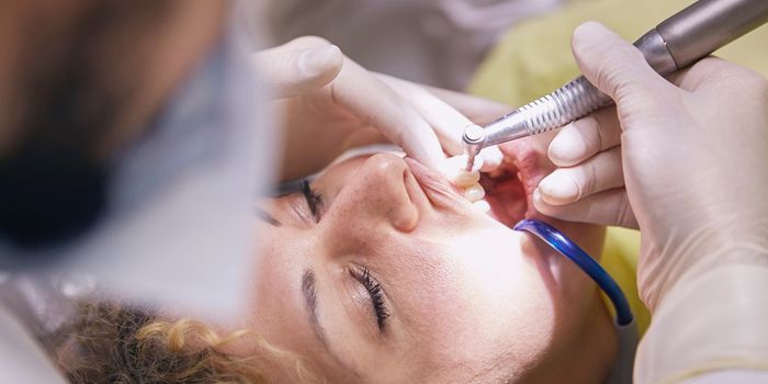 Dental Implant Produces Its Own Electricity And Fights Bacteria