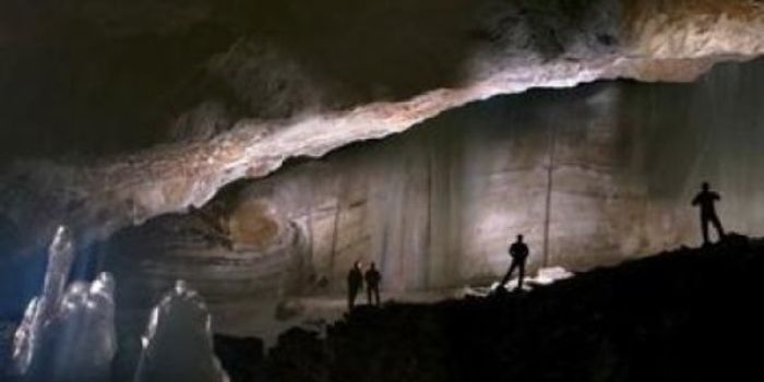 Transylvanian Ice Cave Gives a Peep into Climate History
