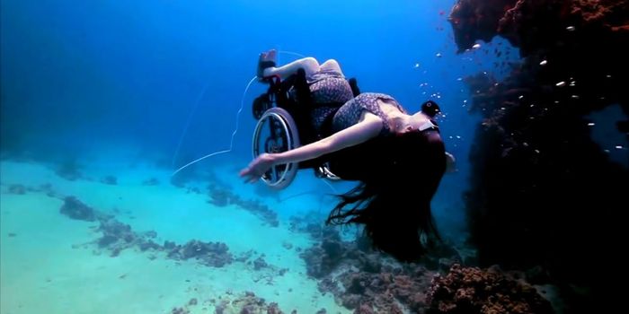 This Scuba Diver is in a Wheelchair, But That Doesn't Stop Her