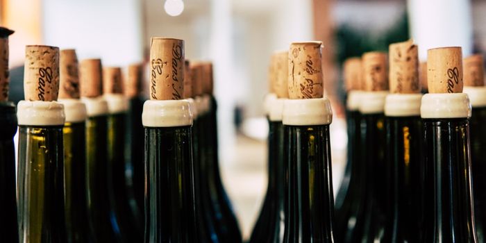 Opening a Champagne Bottle Creates Shock Waves like a Fighter Jet