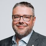 You Like Puzzles? Try to Put the Pieces in Cancer Together with Live Q&A