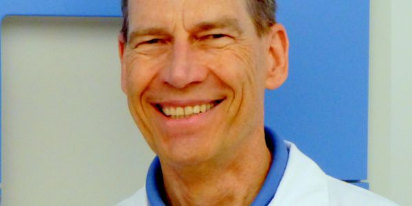 Azole resistance in Aspergillus fumigatus - clinical isolate screening, culture selection, and genetics