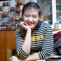 Exploring the Photochemistry of Oxaloacetic Acid and Diethyl Oxaloacetate using Experimental and Non-adiabatic Molecular Dynamics Methods